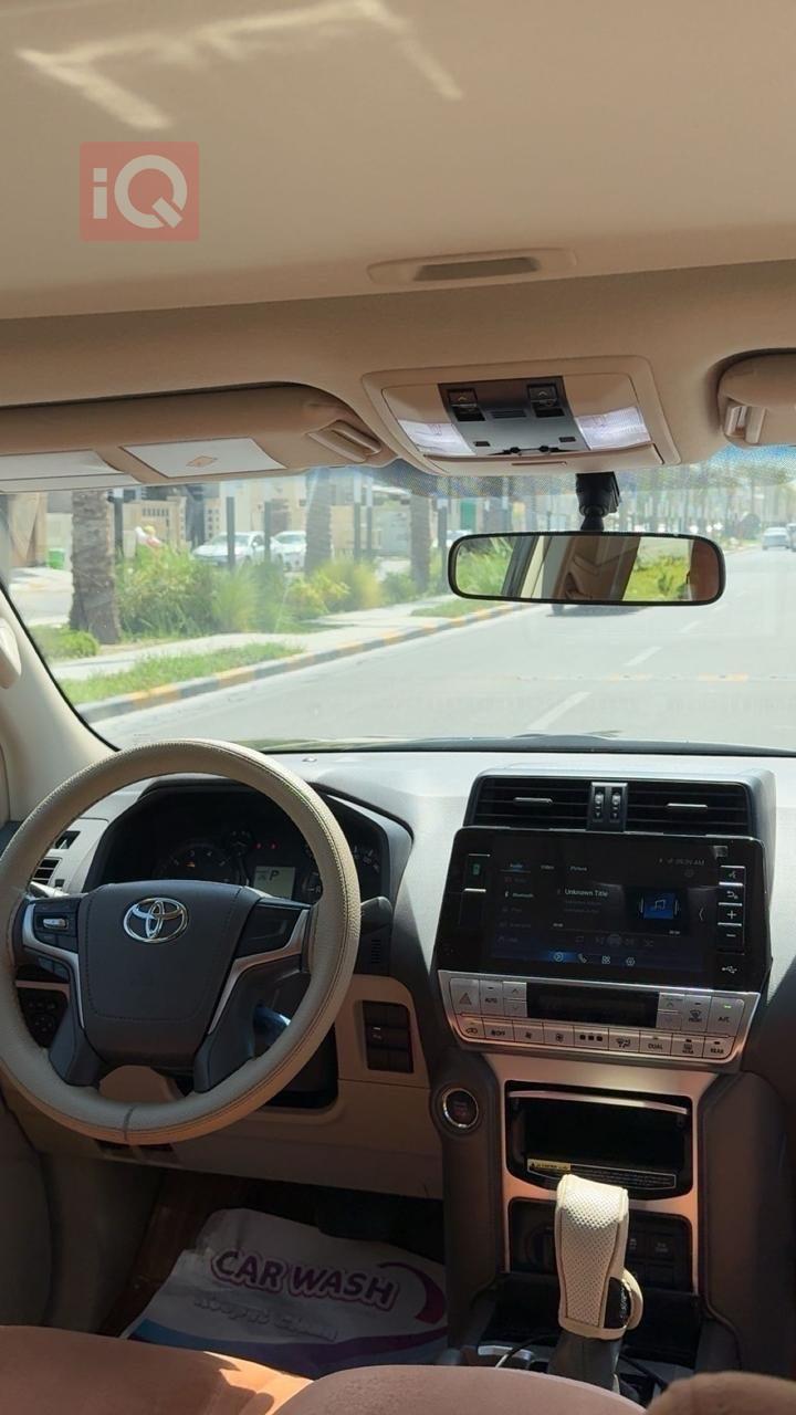 تۆیۆتا لاندكروزر پرادۆ